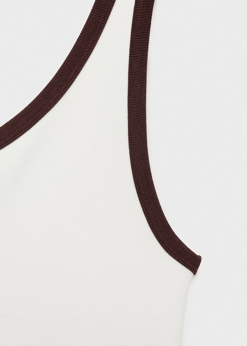 Asymmetrical top with contrasting trim