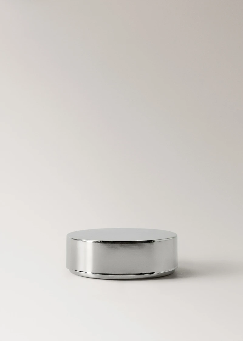 Medium round metal box
