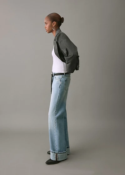 Wide leg jeans with turned-up hem