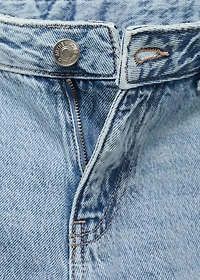 Wide leg jeans with turned-up hem