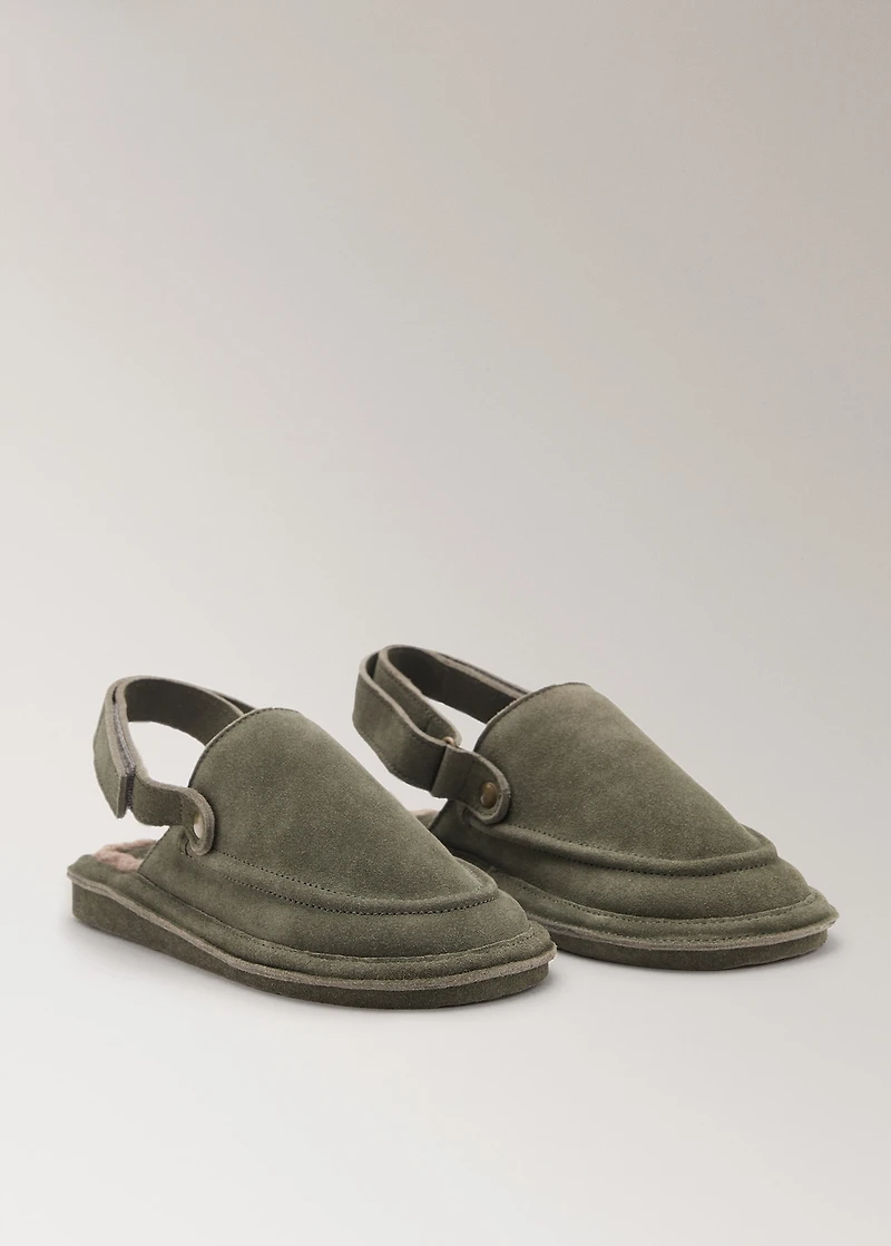 Leather slippers with shearling lining