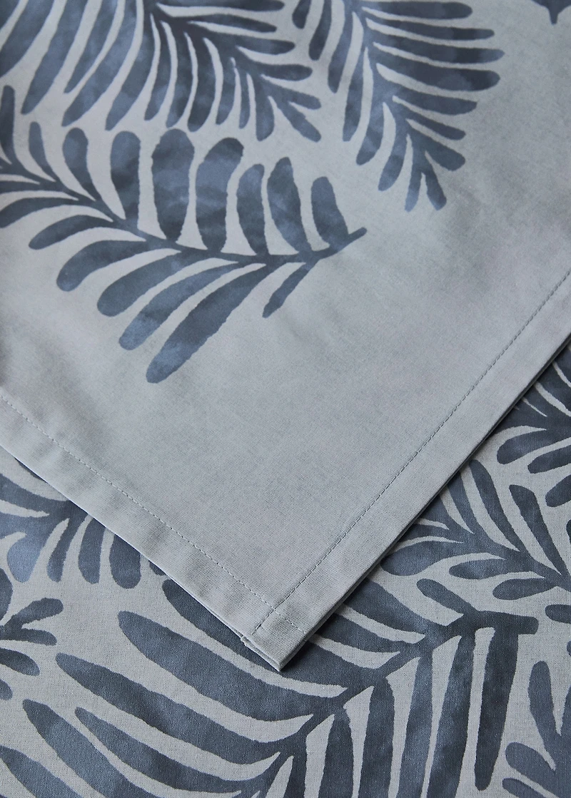 Cotton canvas tablecloth with leaf print for to diners
