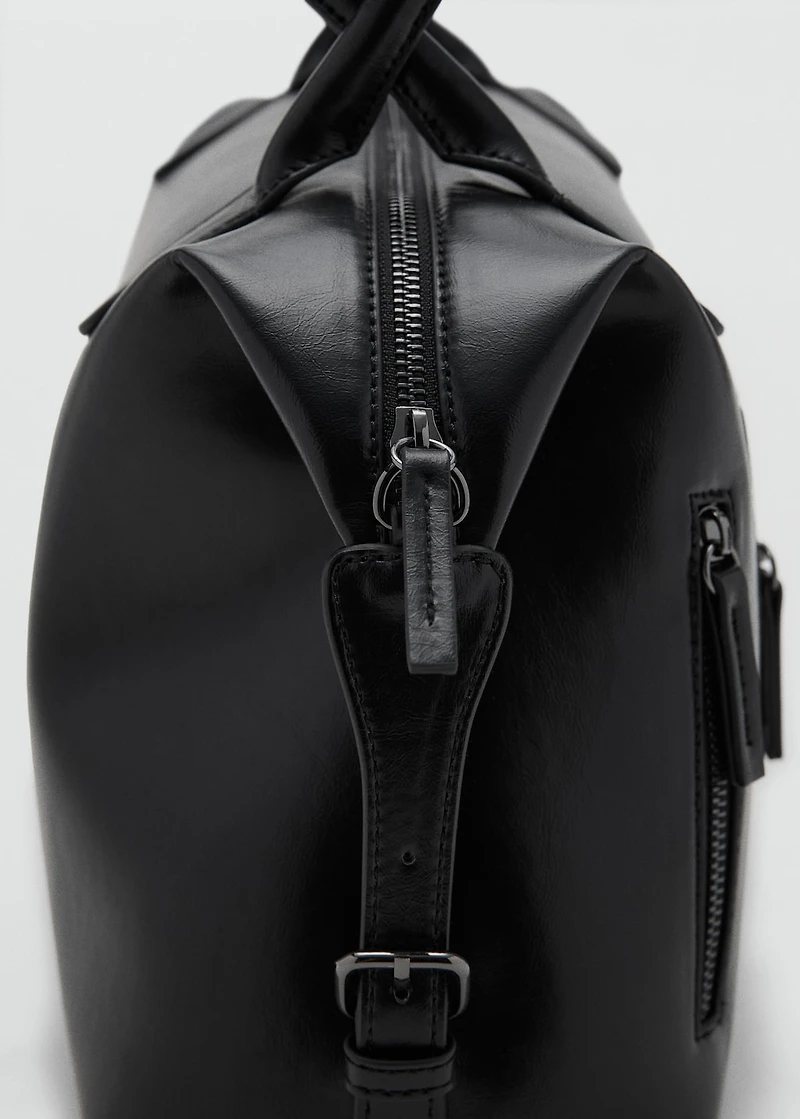 Large structured bag