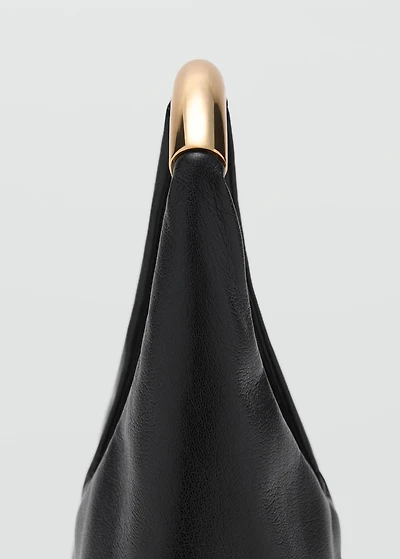 Handbag with metal handle