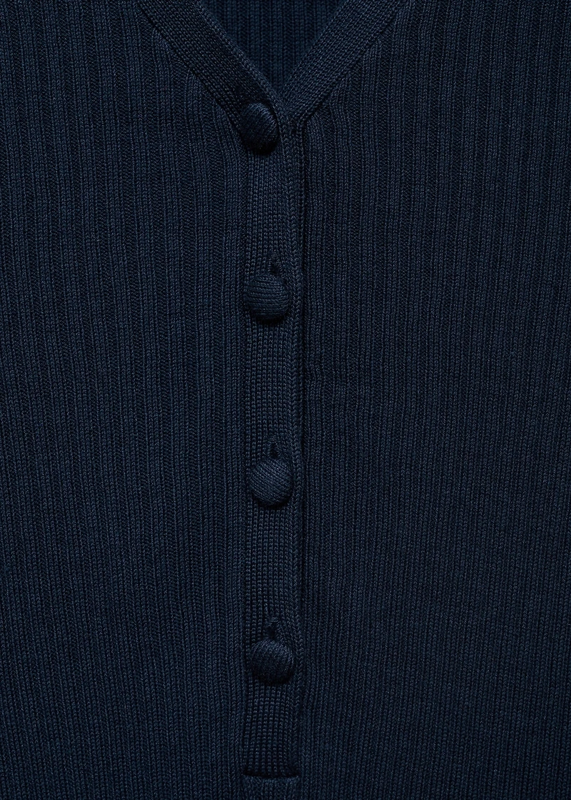 V-neck ribbed knit sweater