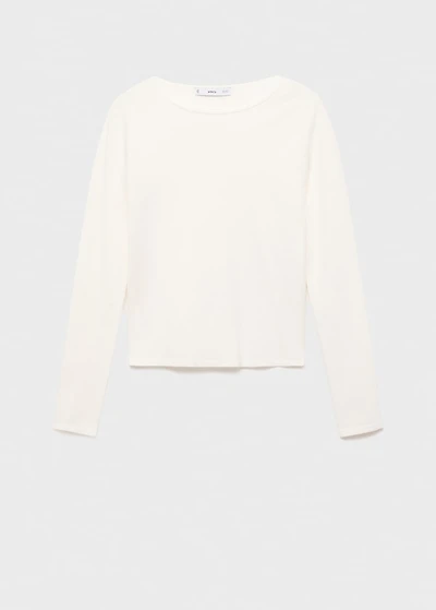 Long-sleeved fine-knit sweater