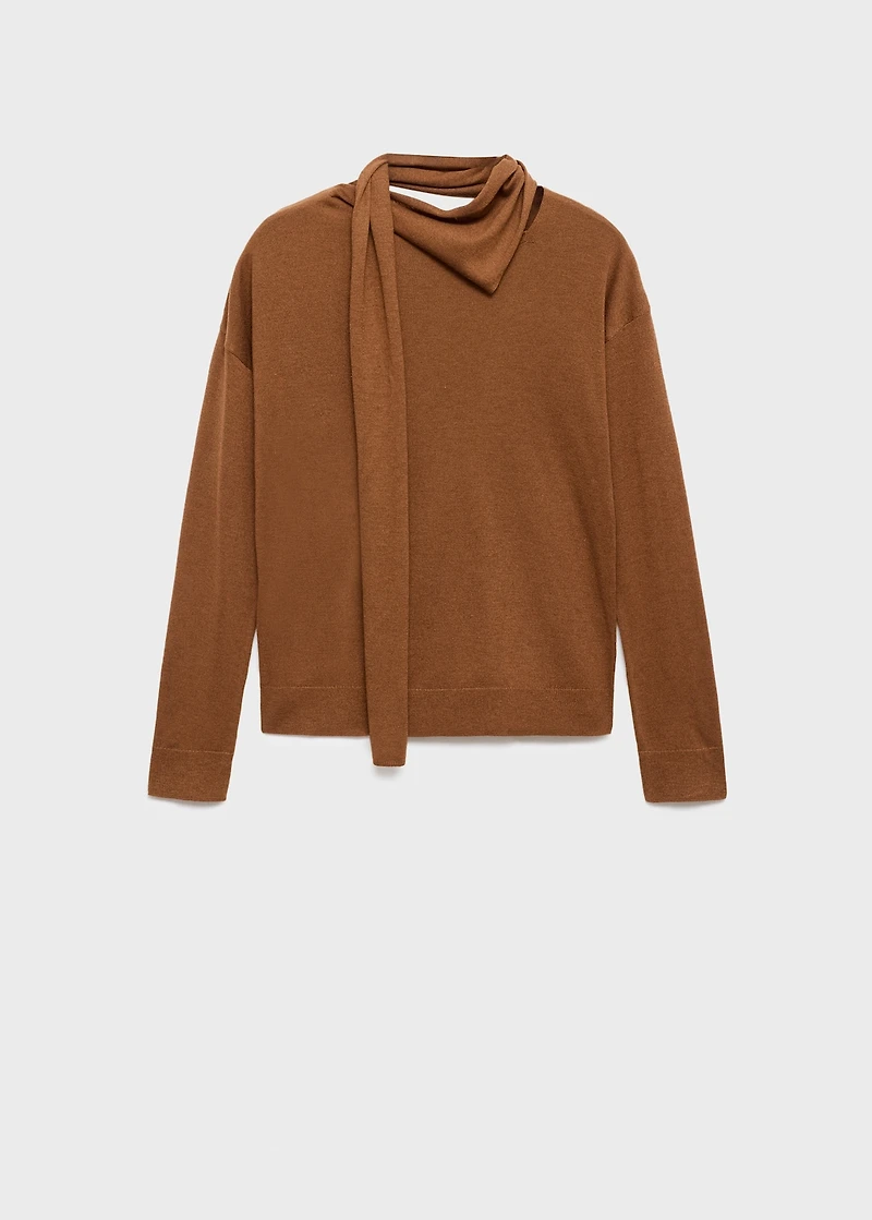 Fine-knit sweater with scarf