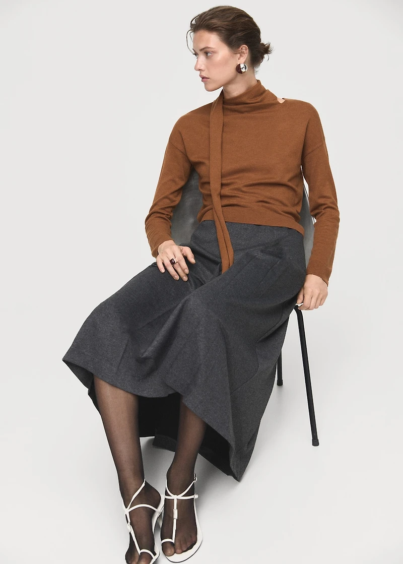 Fine-knit sweater with scarf