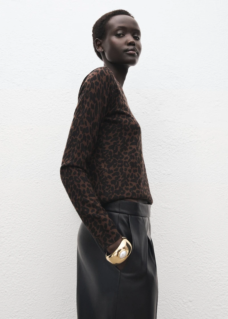 Ribbed leopard-print sweater