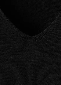 V-neck sweater with scarf