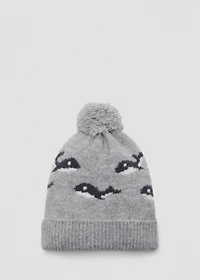 Knitted bobble hat