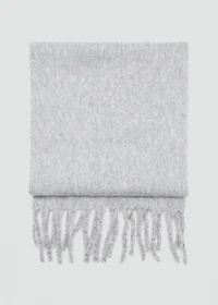 Fringes knit scarf