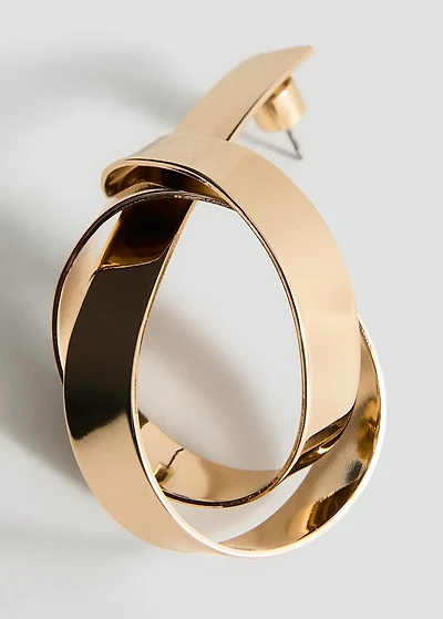 Intertwined knot earrings