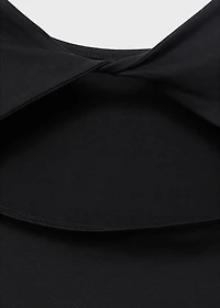 T-shirt with open back