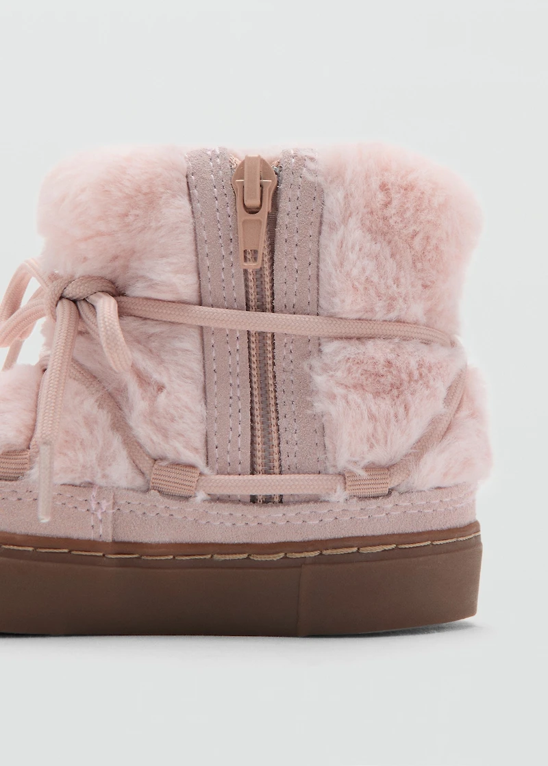 Hair lace ankle boots