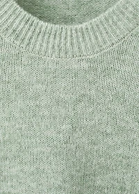 Ruffle knitted sweater