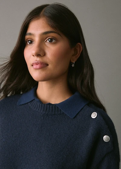 Buttons detail knit sweater