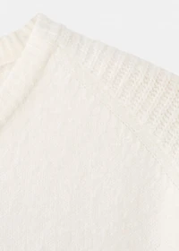 Long-sleeve knitted sweater