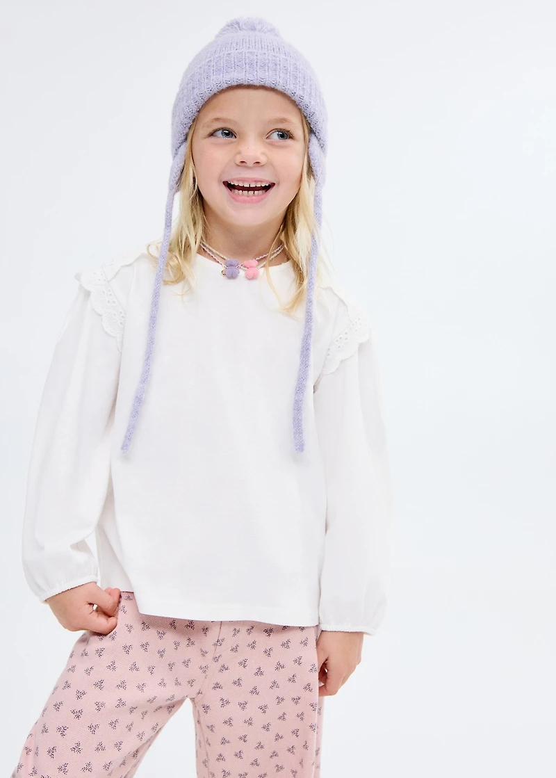 T-shirt with lace details