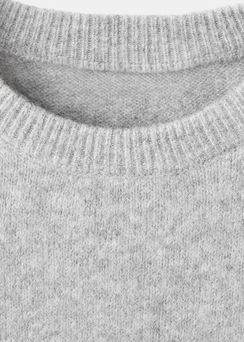 Short-sleeved knitted sweater