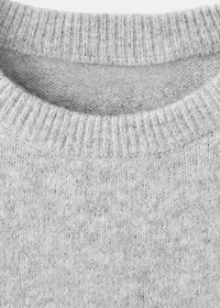 Short-sleeved knitted sweater