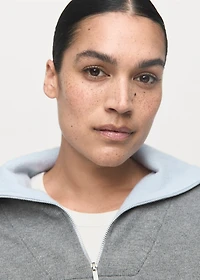 Turtleneck sweater with zip