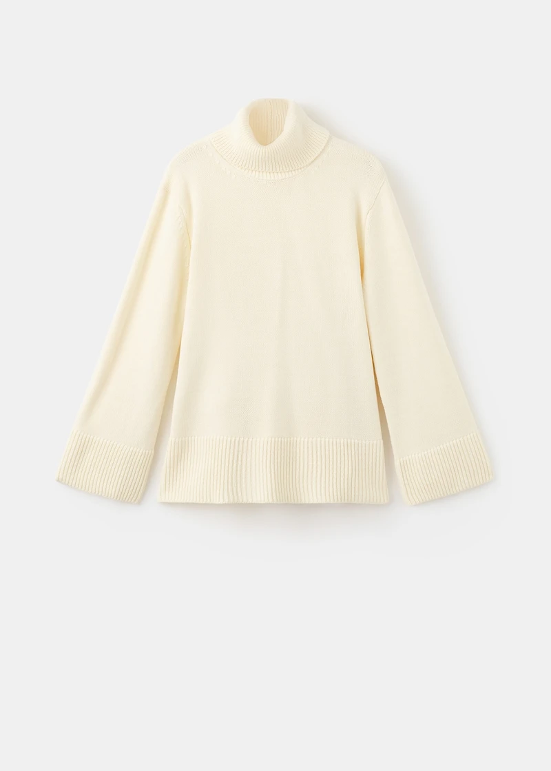 Turtleneck sweater with slits