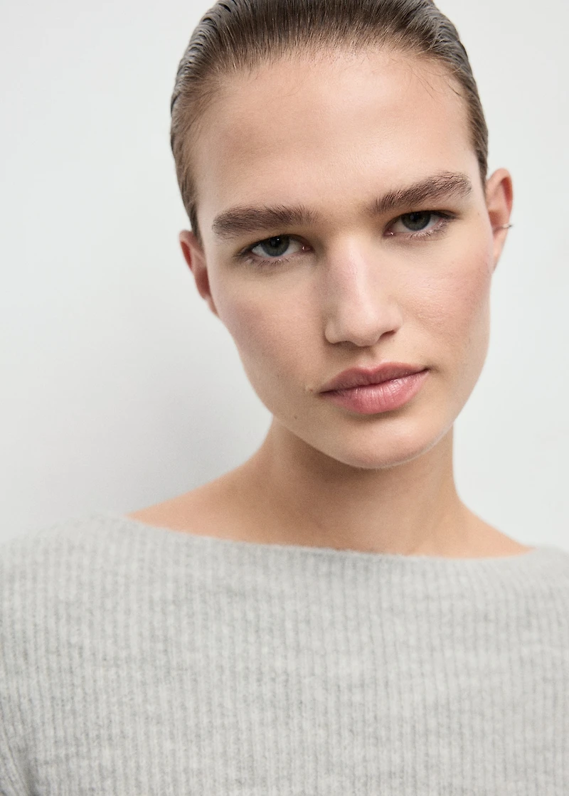 Knitted ribbed sweater