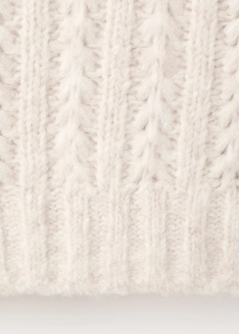 Knitted cropped sweater