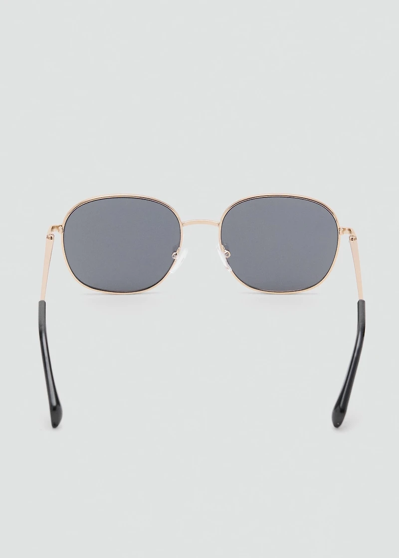Metallic frame sunglasses