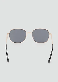 Metallic frame sunglasses