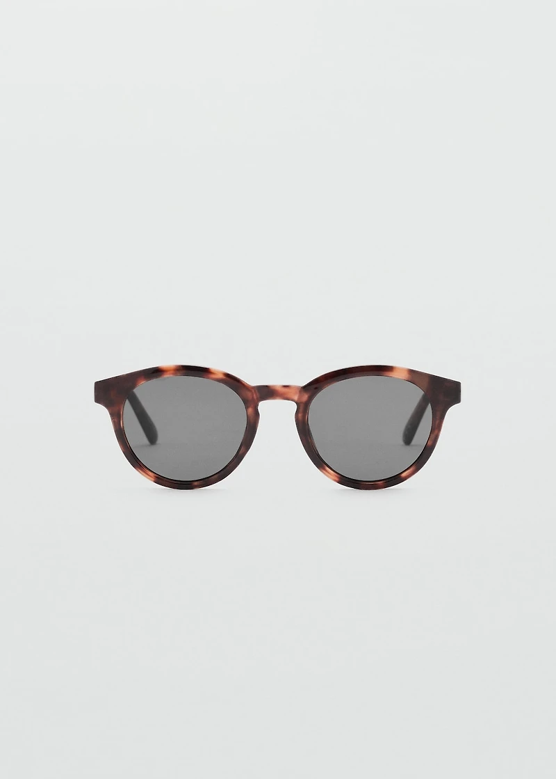 Round-framed sunglasses