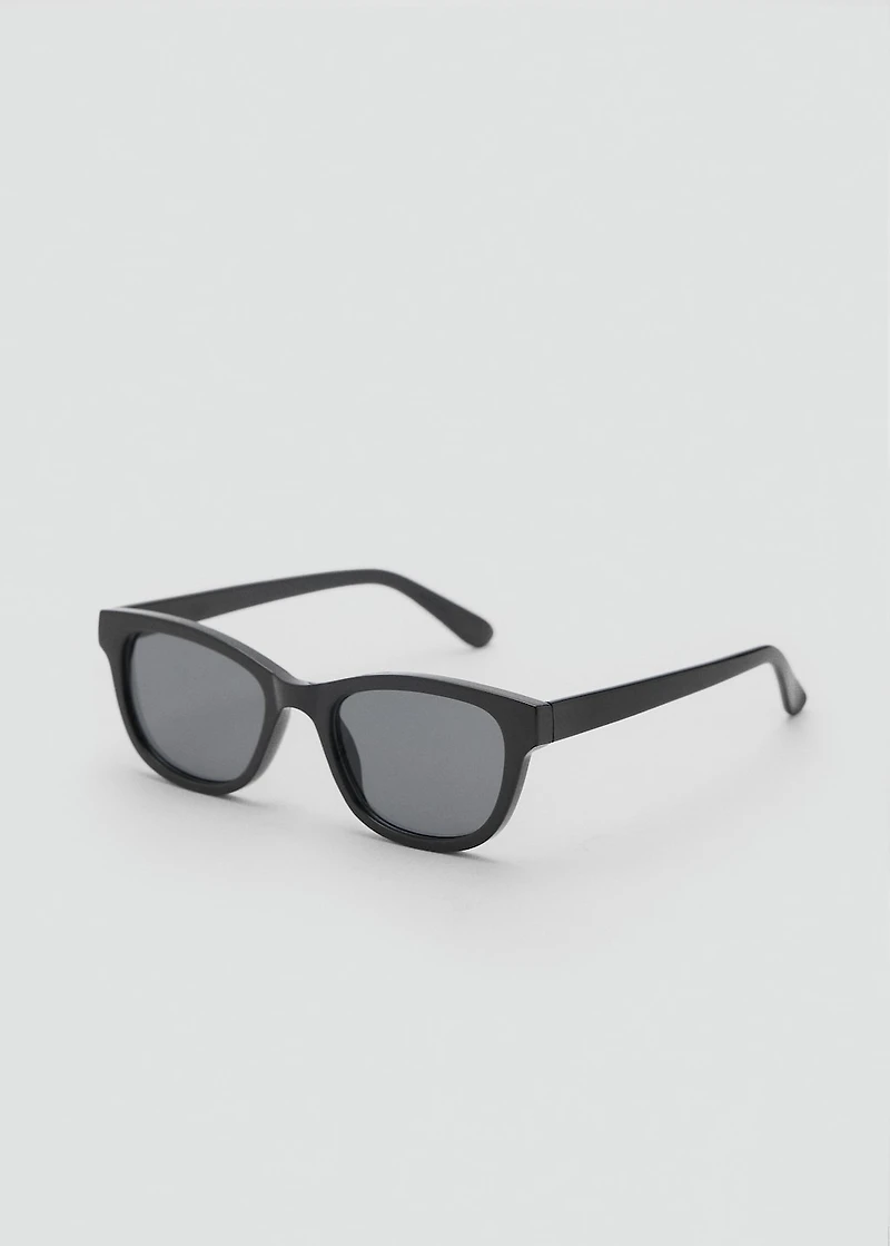Resin frame sunglasses