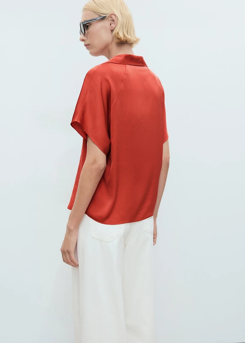 Short sleeve fluid shirt