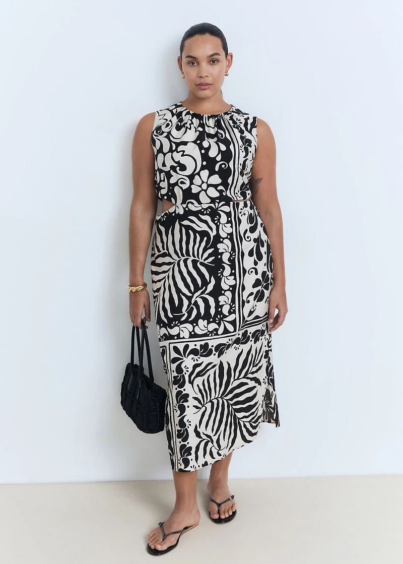 Midi-dress with cut-out