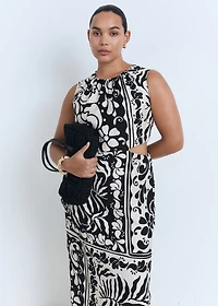 Midi-dress with cut-out