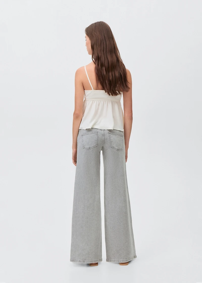 Low-waist wide leg jeans