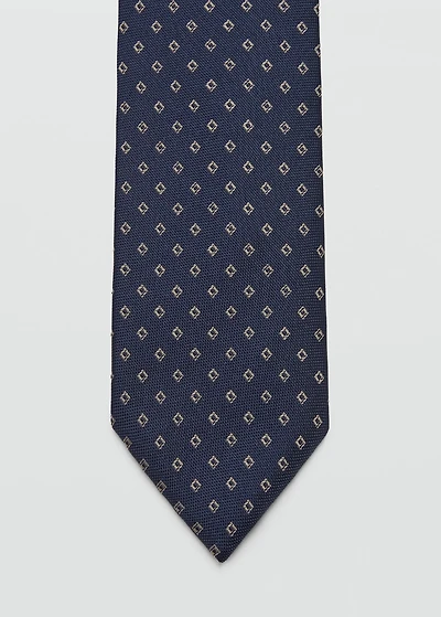 Geometric patterned silk tie