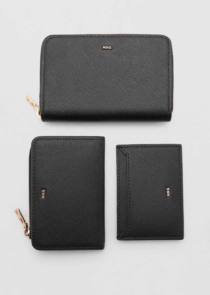 Medium wallet with saffiano effect