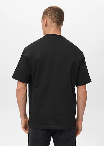 100% cotton relaxed-fit t-shirt