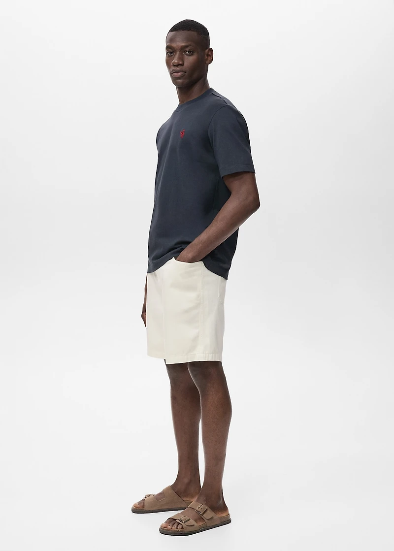 100% cotton t-shirt with embroidered detail