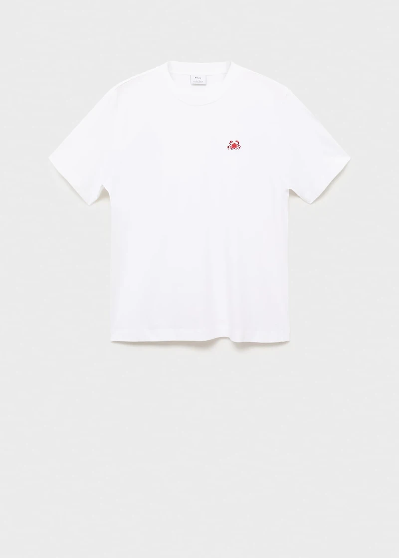 100% cotton t-shirt with embroidered detail