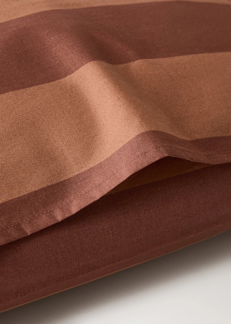 Two cotton percale pillowcases with double overlock 60x60 cm