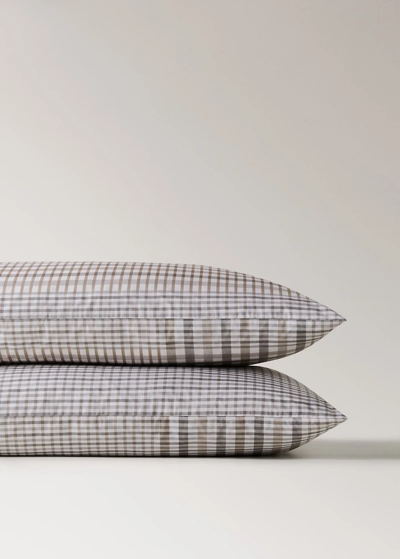 Two 200-thread count cotton percale pillowcases, check pattern, 50x75 cm