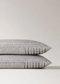 Two 200-thread count cotton percale pillowcases, check pattern, 50x75 cm