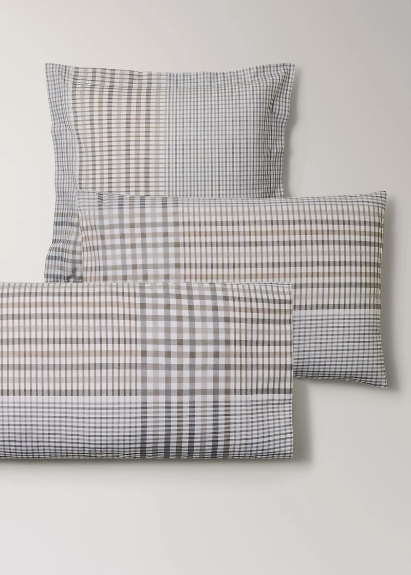 Two 200-thread count cotton percale pillowcases, check pattern, 50x75 cm