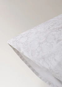 Two percale cotton pillowcases with a blurred floral print 60x60 cm