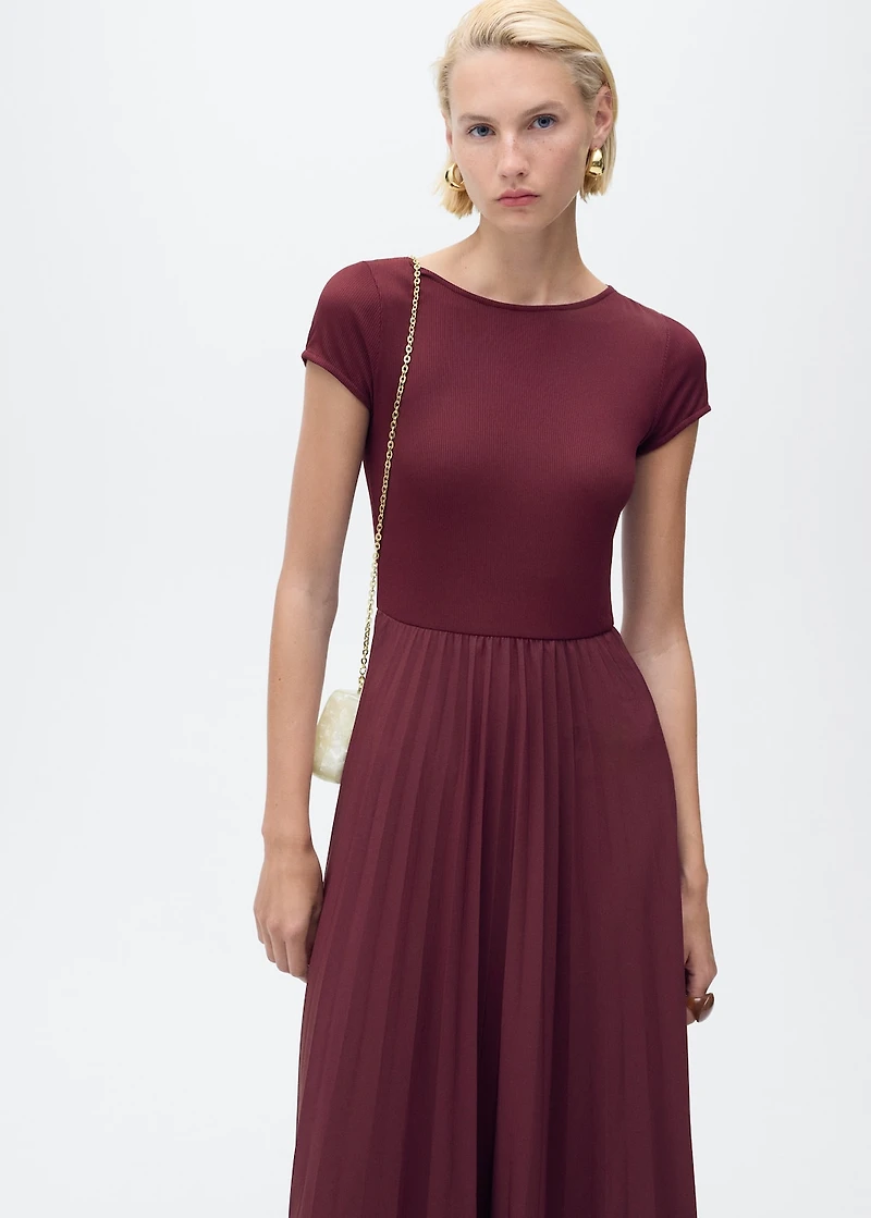 Combined pleated dress