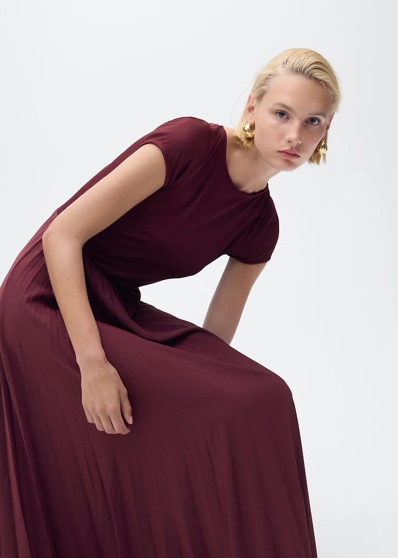 Combined pleated dress