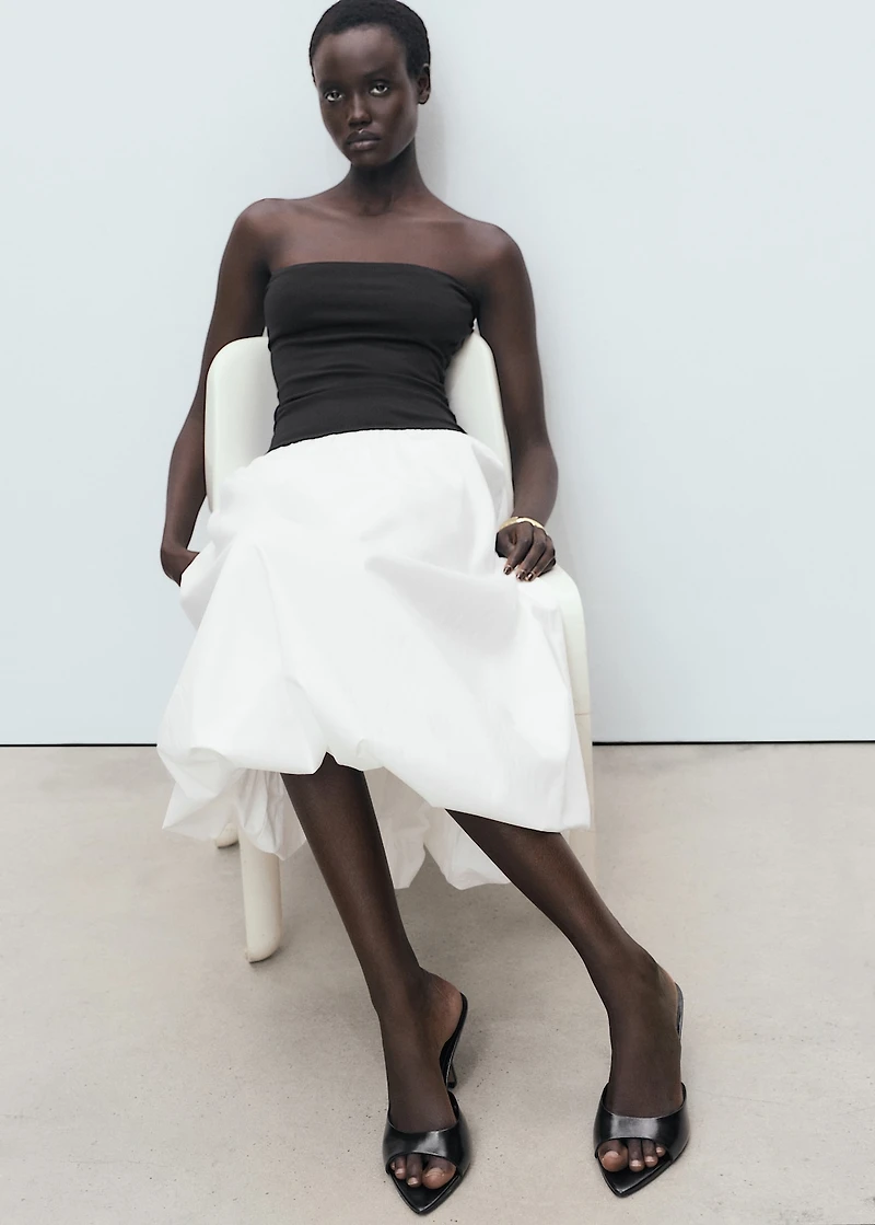 Pointed-heel sandals